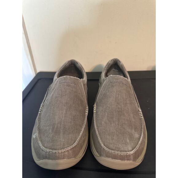 Mens Skechers Avillo Relaxed Fit Memory Foam Slip-on Loafer Shoes Khaki 7 y - Picture 2 of 6